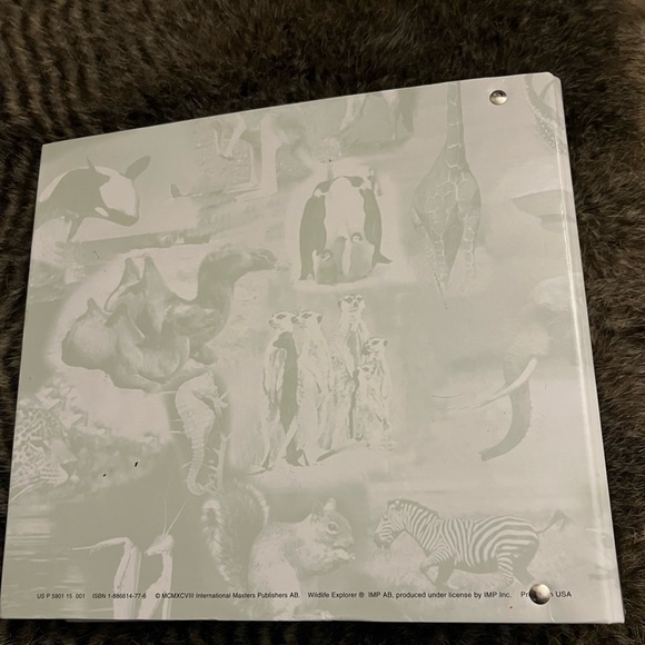 Wildlife Explorer 3 Ring Binder - Picture 8 of 9